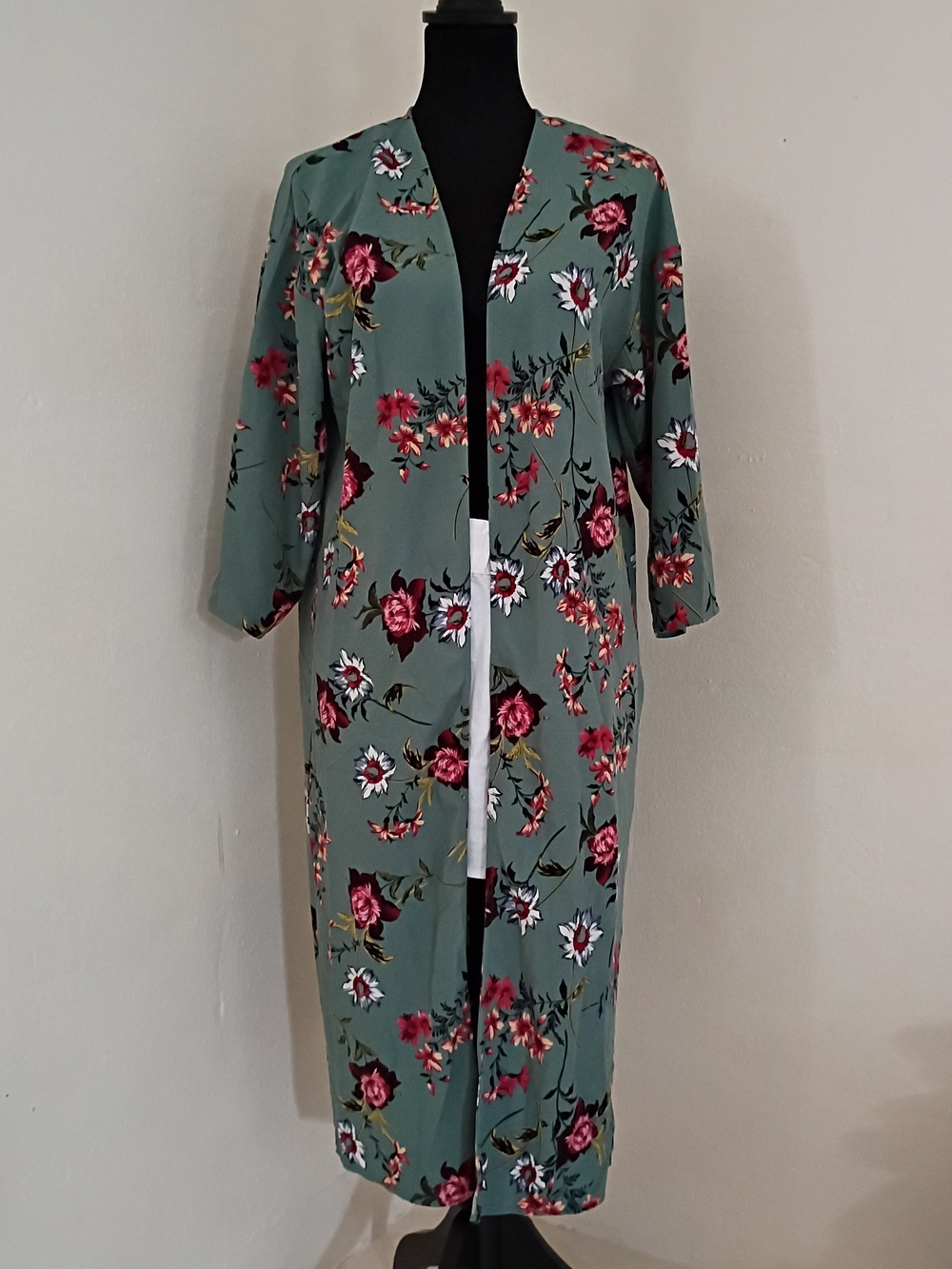 Floral Open-Front Longline Cape in Sage Green